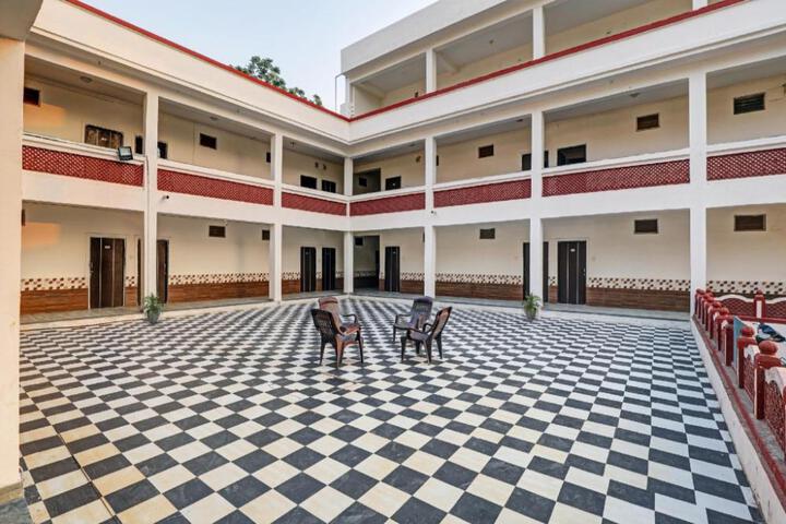 OYO Hotel Sargam