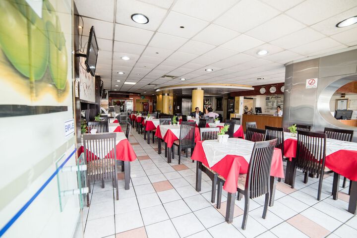 Dining Photos