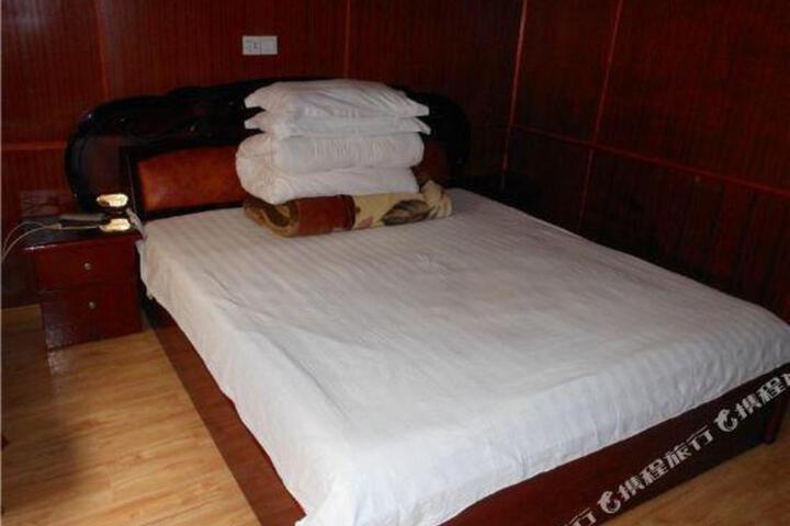 Pengcheng Hotel