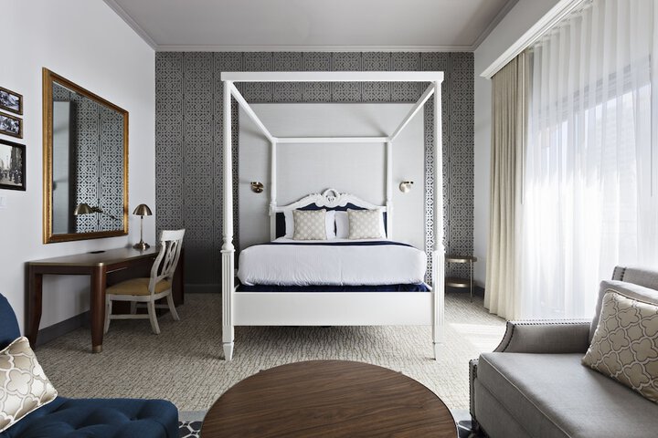 Room 4 of 48