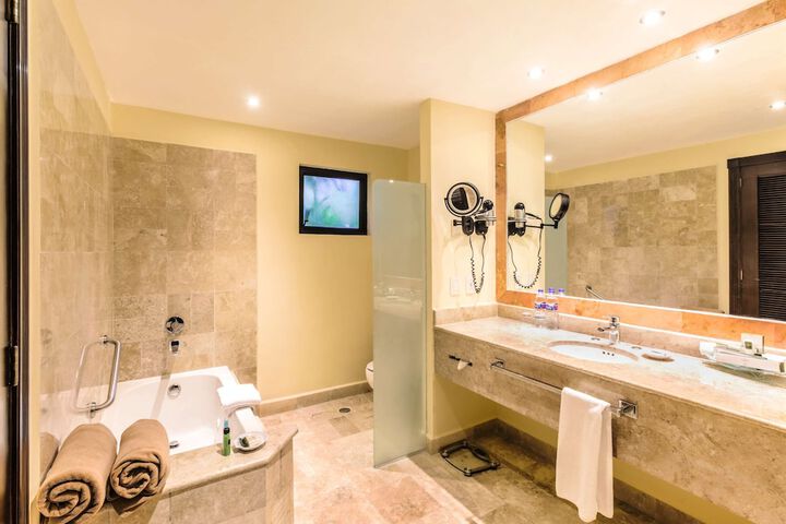 Bathroom Interior Photo