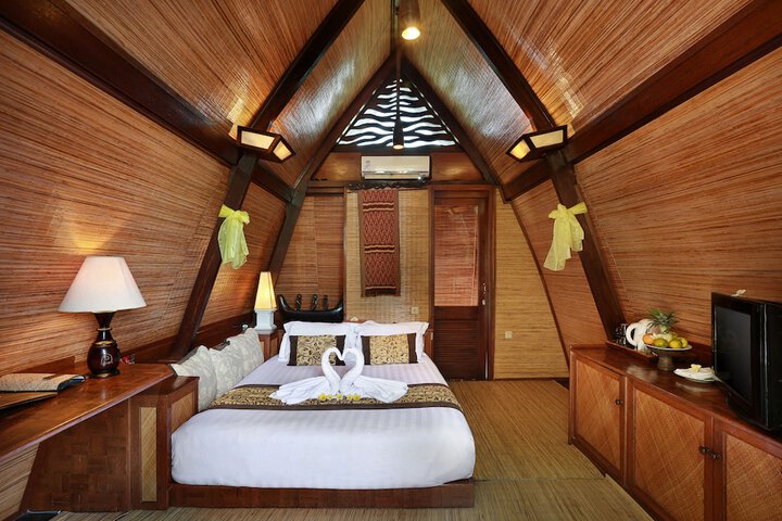 Room 4 of 91