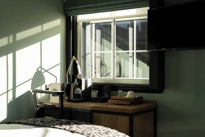 Room 16 of 69