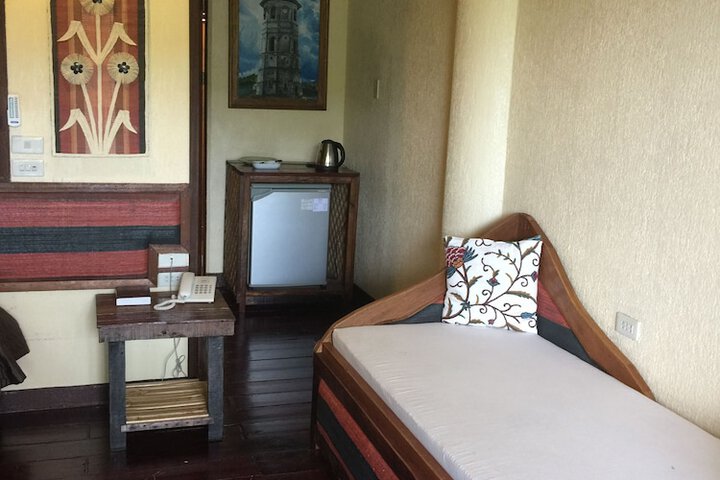 Room 27 of 79