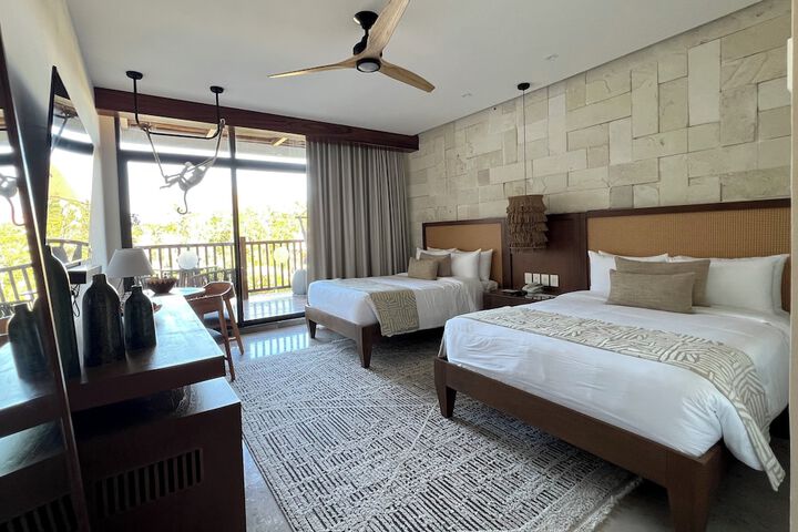 Room 20 of 103