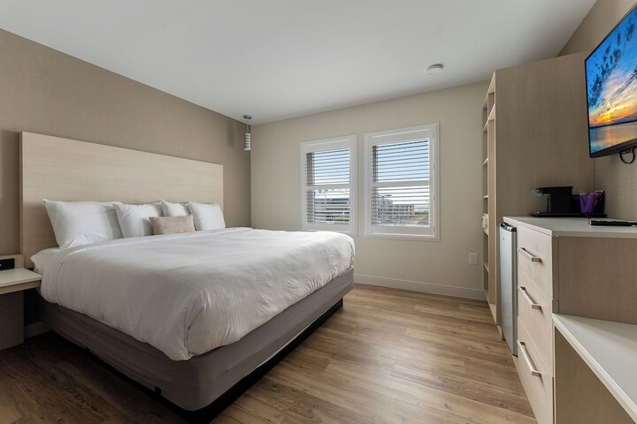 Room 15 of 39