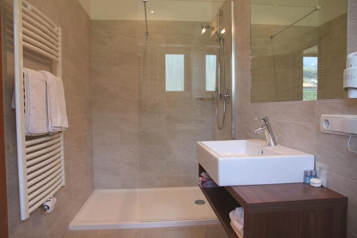 Bath Photo
