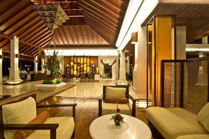 Lobby Photos