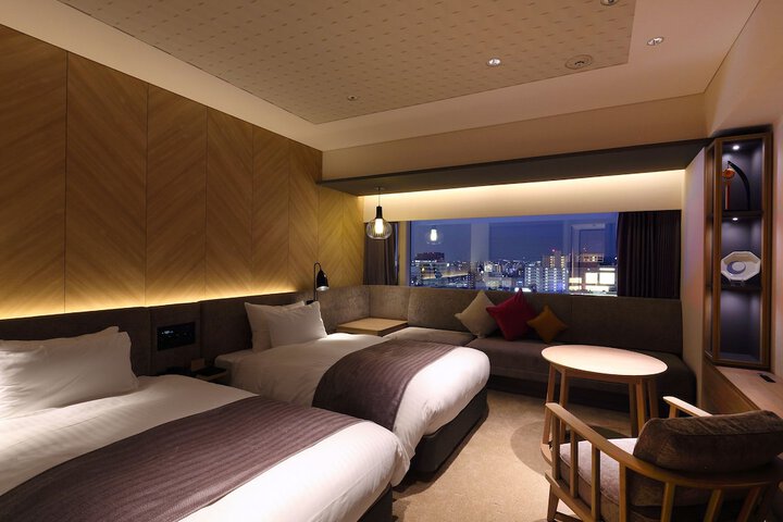 Room 15 of 120