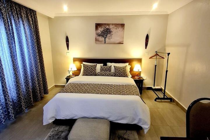 Room 7 of 36