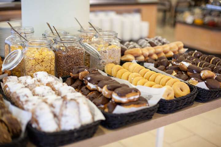 Breakfast buffet