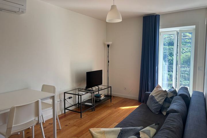Room 148 of 287
