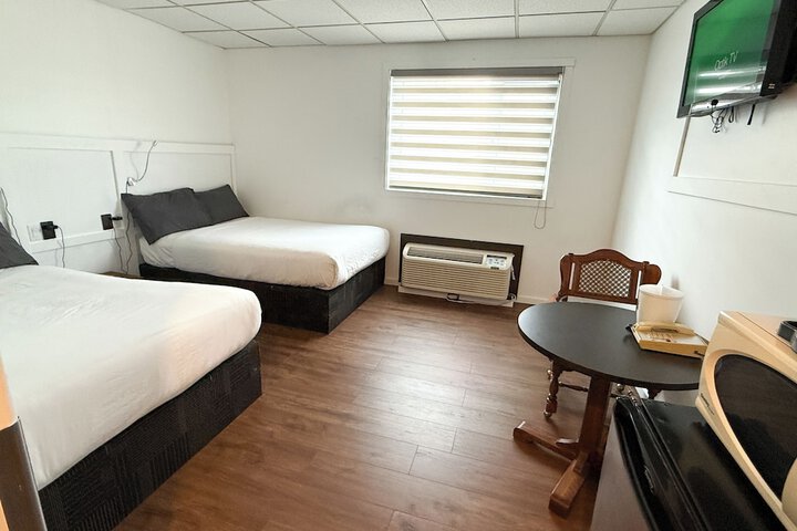 Room 9 of 21