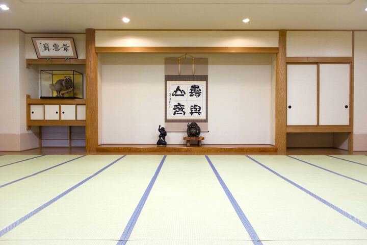 Room 30 of 67
