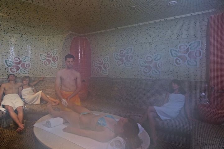 Room 43 of 103