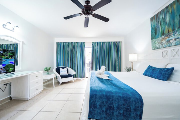 Room 14 of 60