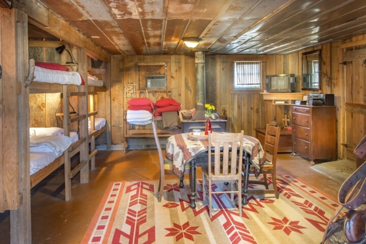 Room 10 of 61