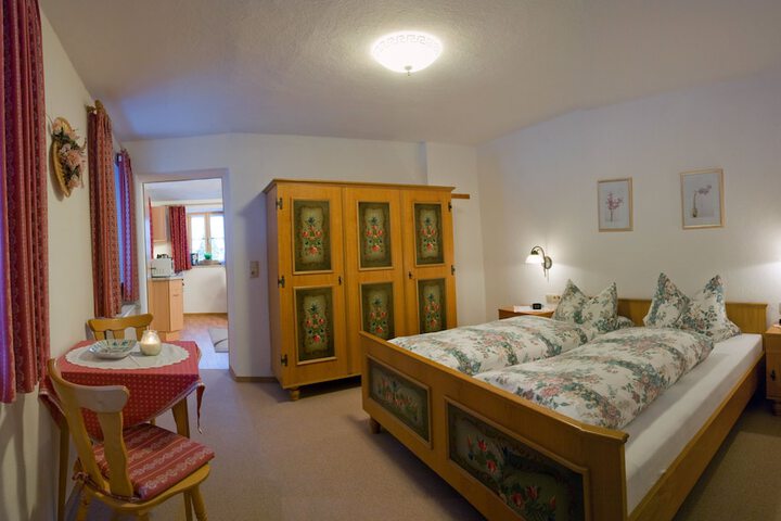 Room 3 of 55
