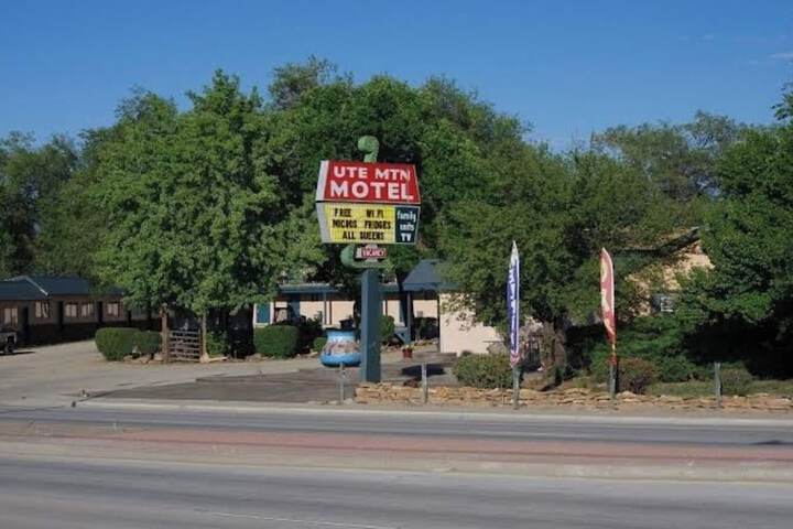 Property Grounds 11 of 13