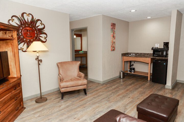 Room 25 of 53