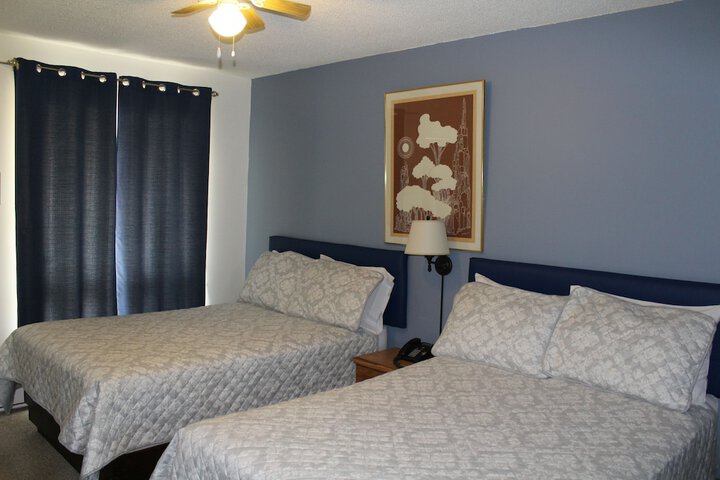 Room 8 of 23