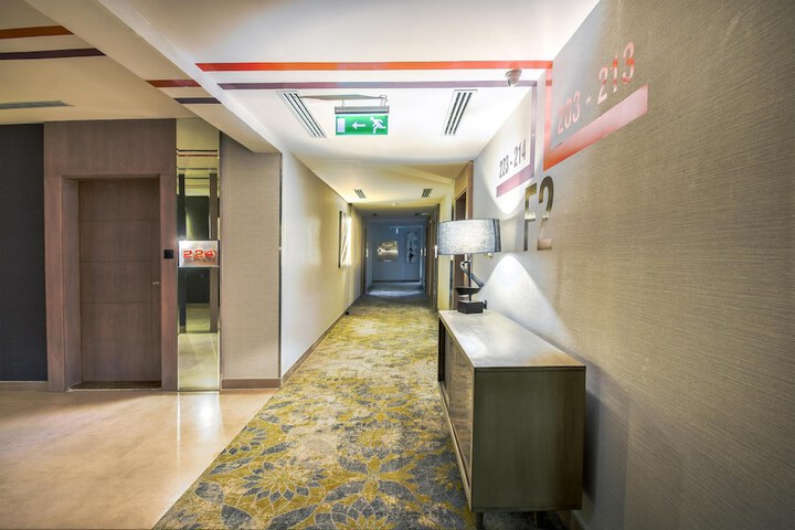 Hotel Interior 5 of 99