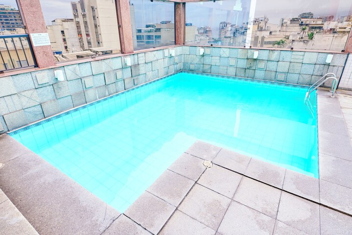 Pool 95 of 144