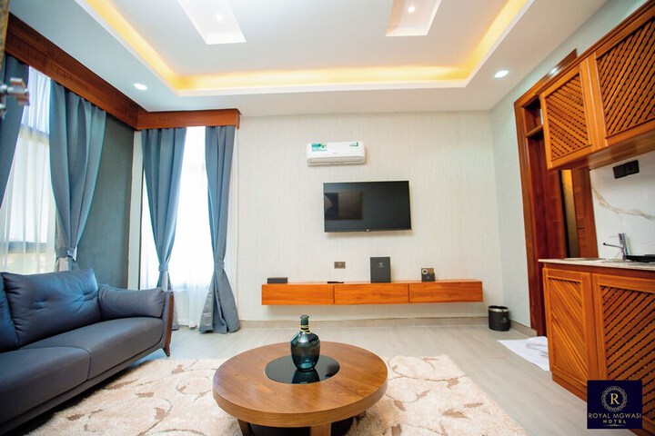 Room 63 of 79