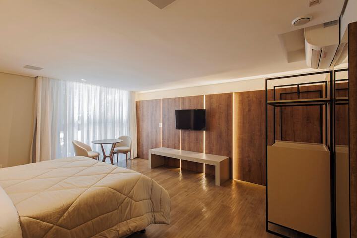 Room 7 of 35