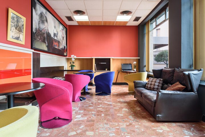 Guest Lobby