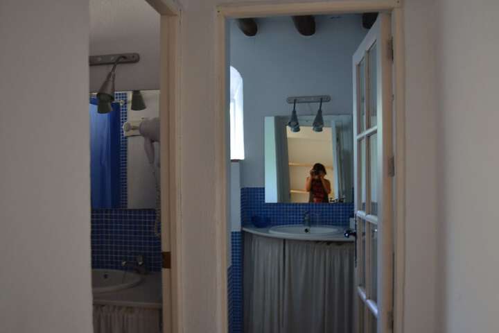Room 38 of 59