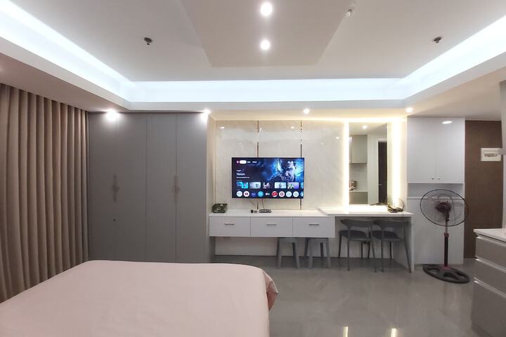 Room 3 of 34