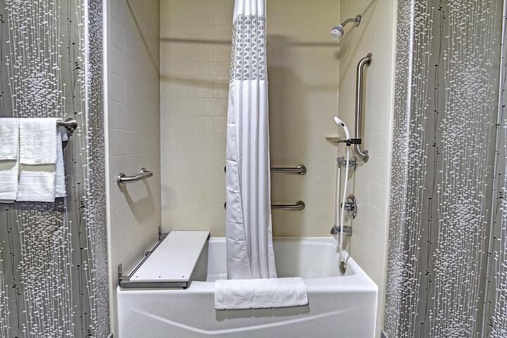 Clean Restrooms