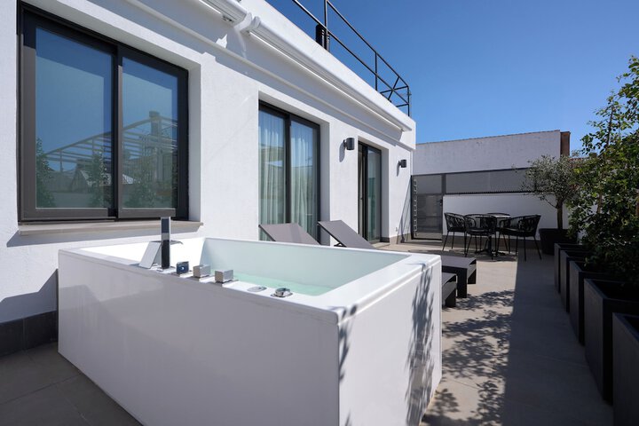 Terrace/Patio 43 of 72