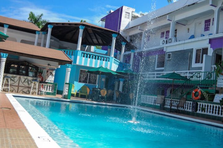 Pool 58 of 69