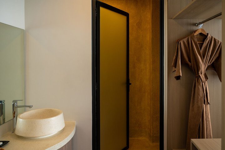Room 29 of 57