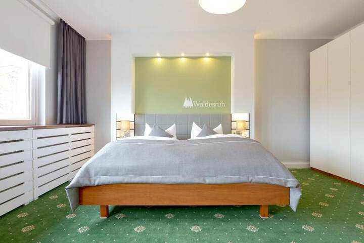 Room 10 of 51