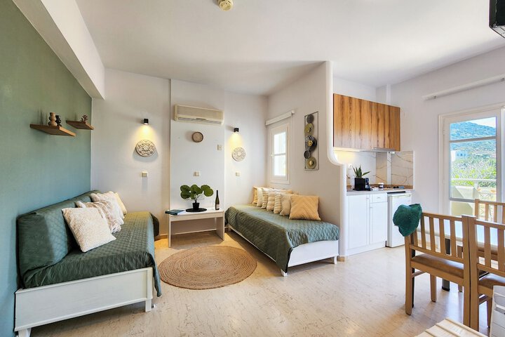 Room 14 of 24