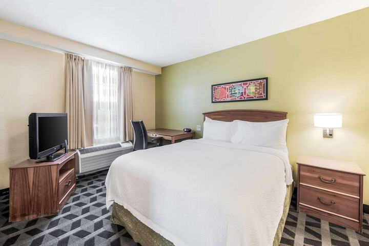 Room 15 of 31