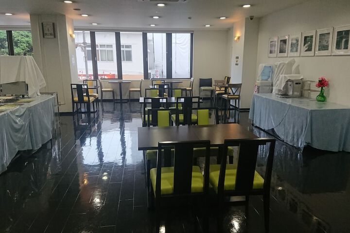 Dining Photos