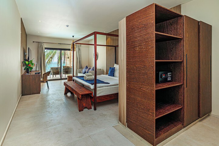 Room 34 of 128