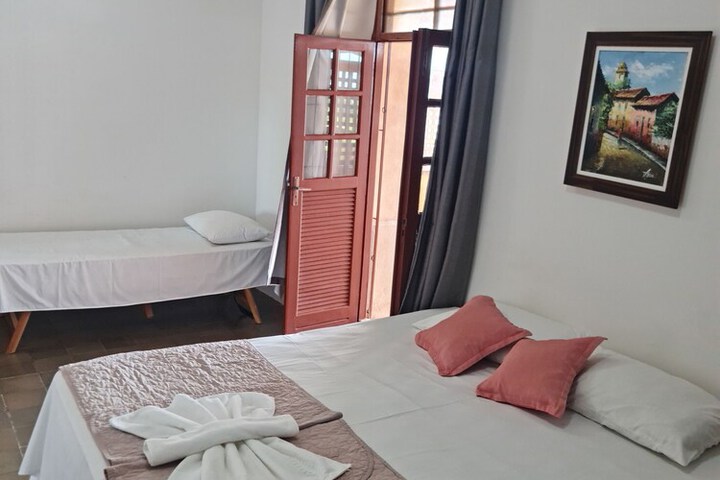 Room 33 of 157