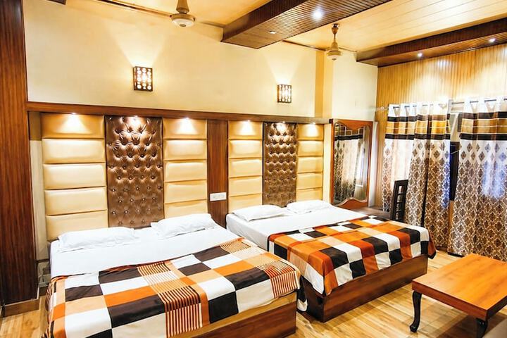 Hotel Revoli Amritsar Near Golden Temple