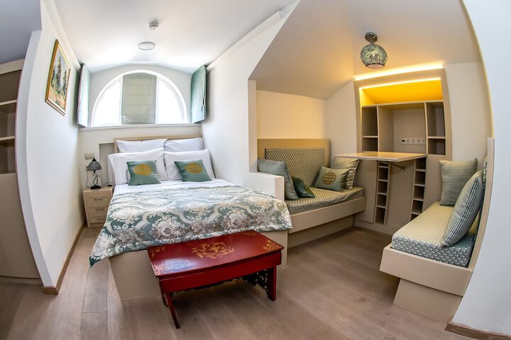 MENSHIKOV BOUTIQUE HOTEL