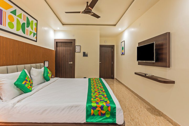 Room 17 of 29