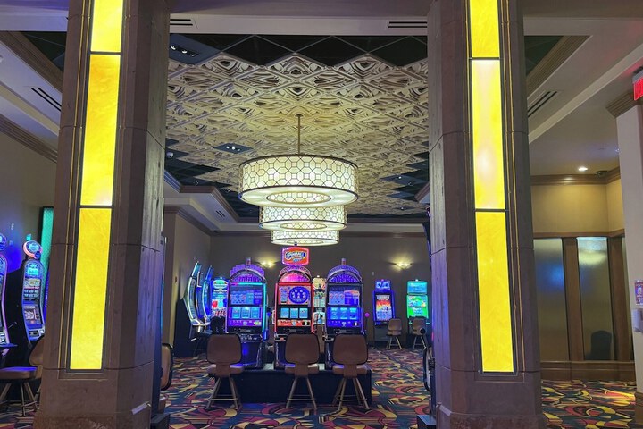 Entertainment 21 of 40