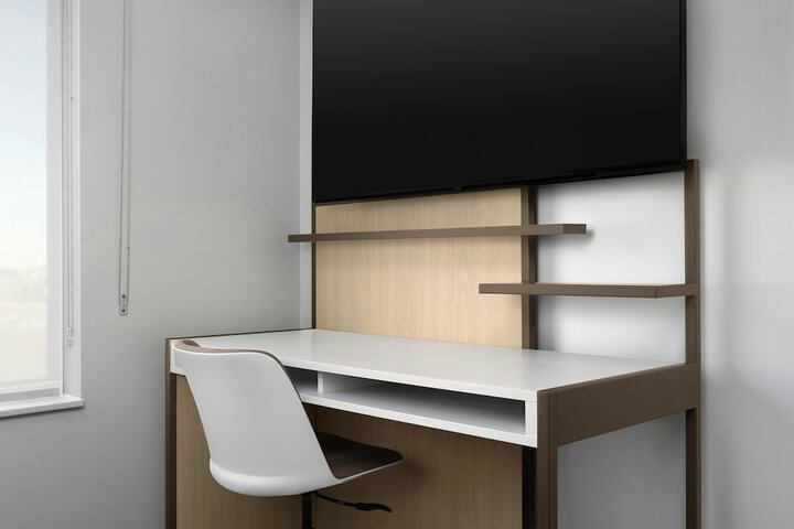 Room 10 of 51