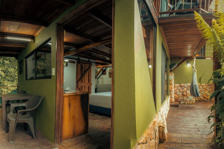 Room 5 of 48