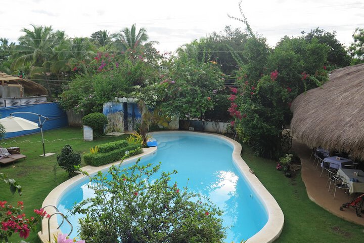 Pool 41 of 59