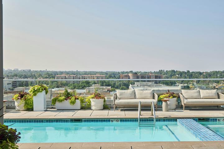Rooftop pool